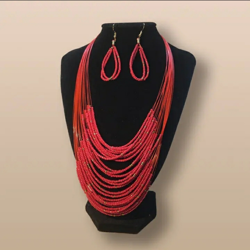 Handmade Beaded Necklace with Earrings set NWT